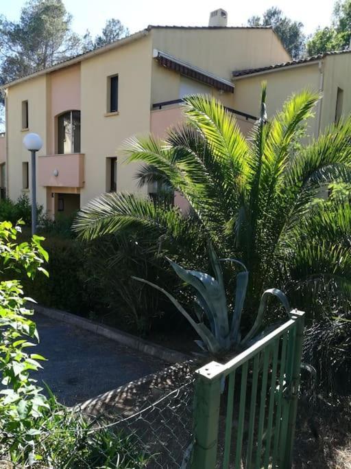 Charmant Studio Valescure Saint Raphael Exterior foto